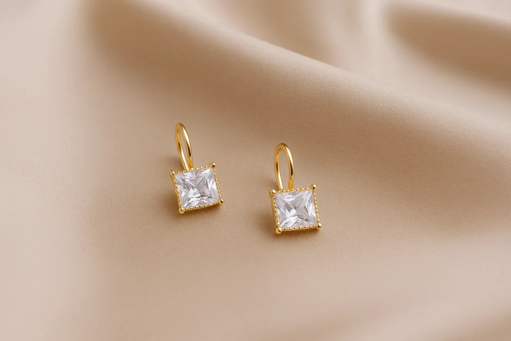 Minimalistic wedding earrings