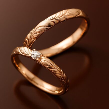 gold wedding ring