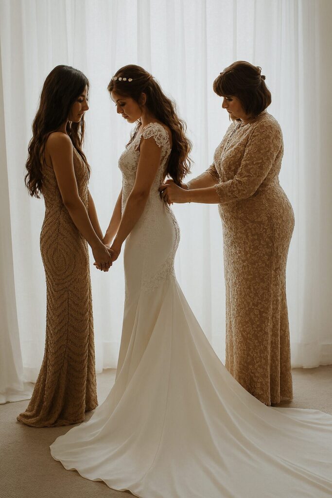 Bridesmaid duties on the wedding day