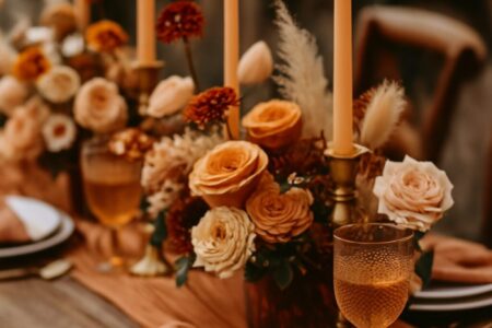 Beautiful wedding theme with seasonal flowers and rustic autumn-inspired décor.